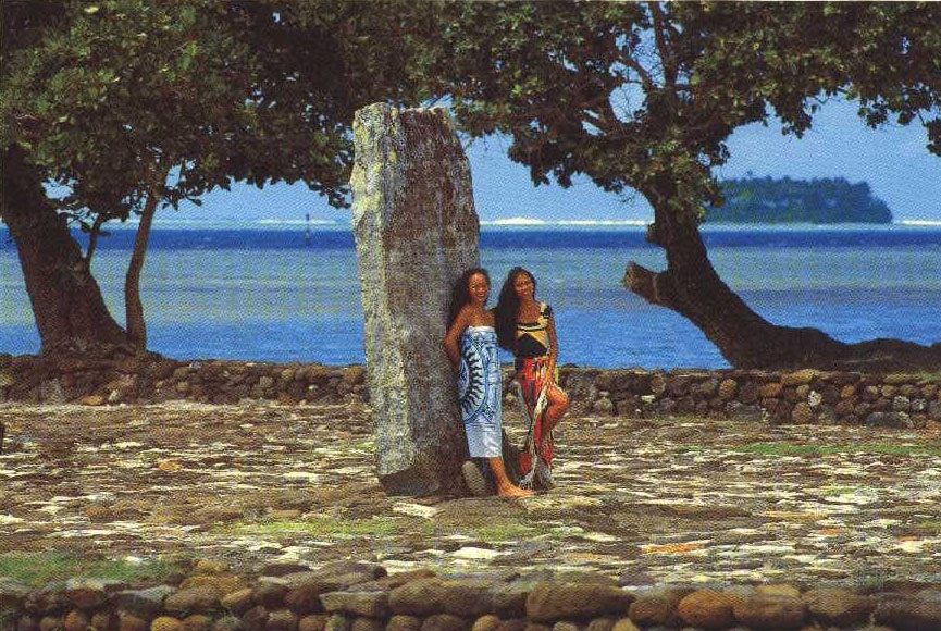 tahitiangirls.jpg